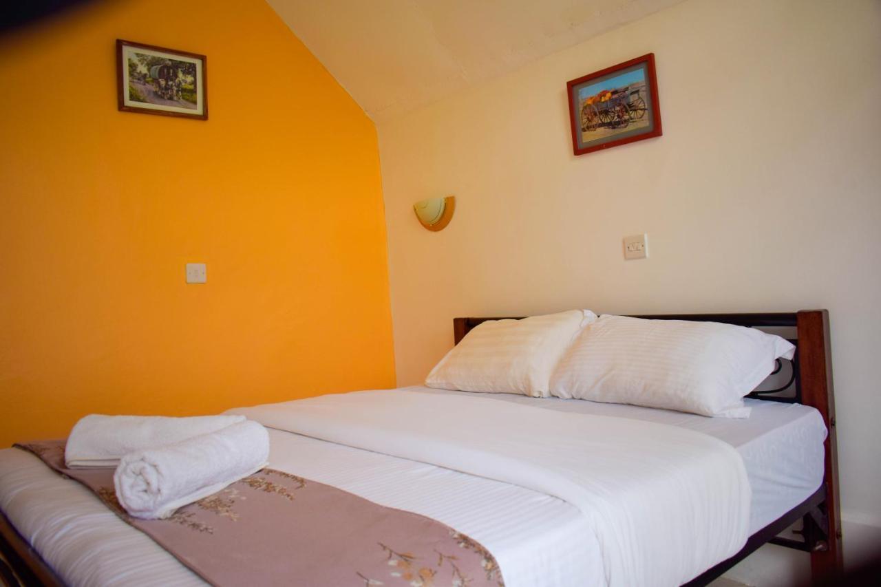 Hotel Camp Mahon Gardens Nanyuki Exterior foto